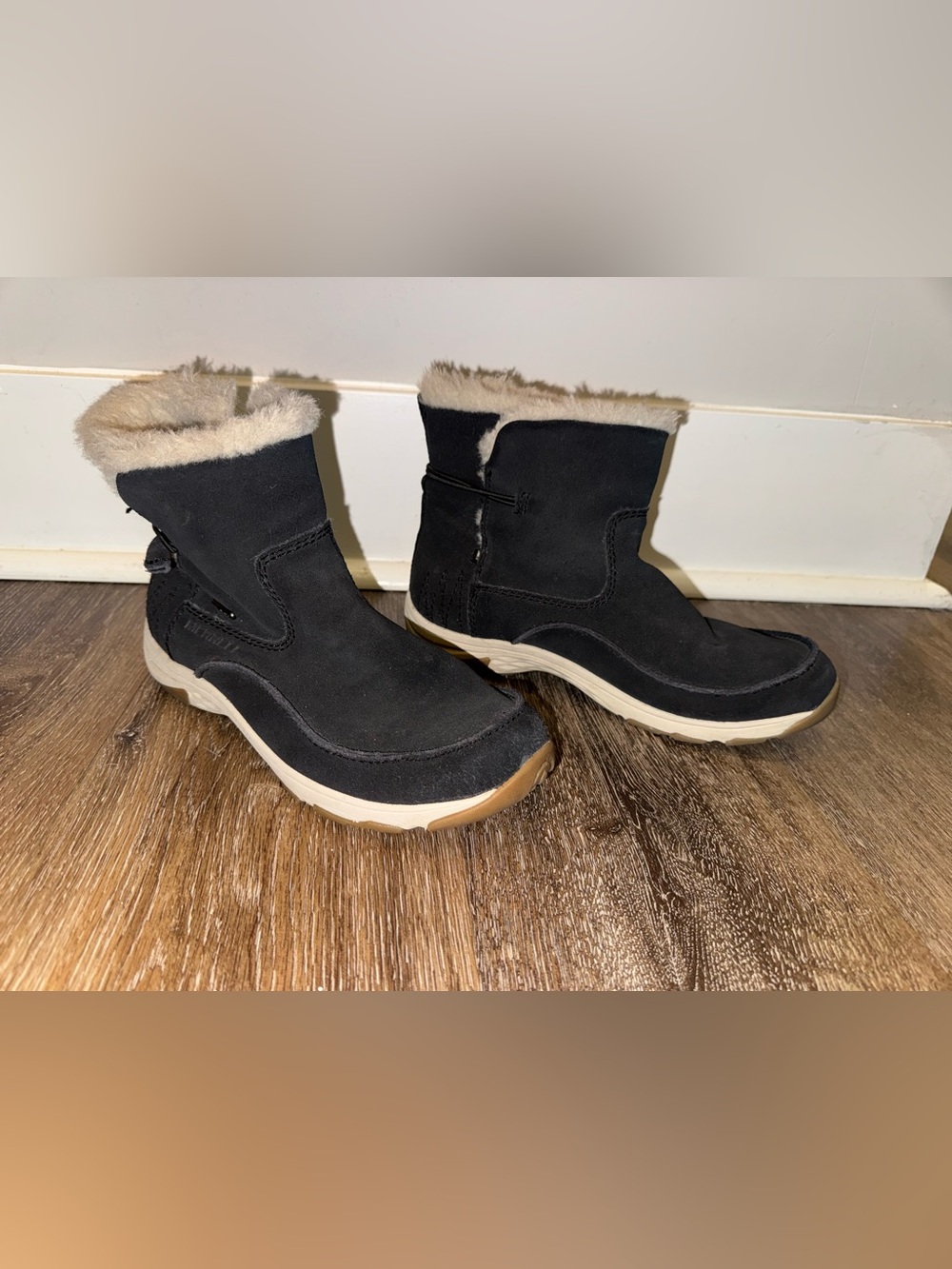 Merrells Women’s Black Suede Winter Ankle Boots with Faux Fur Lining